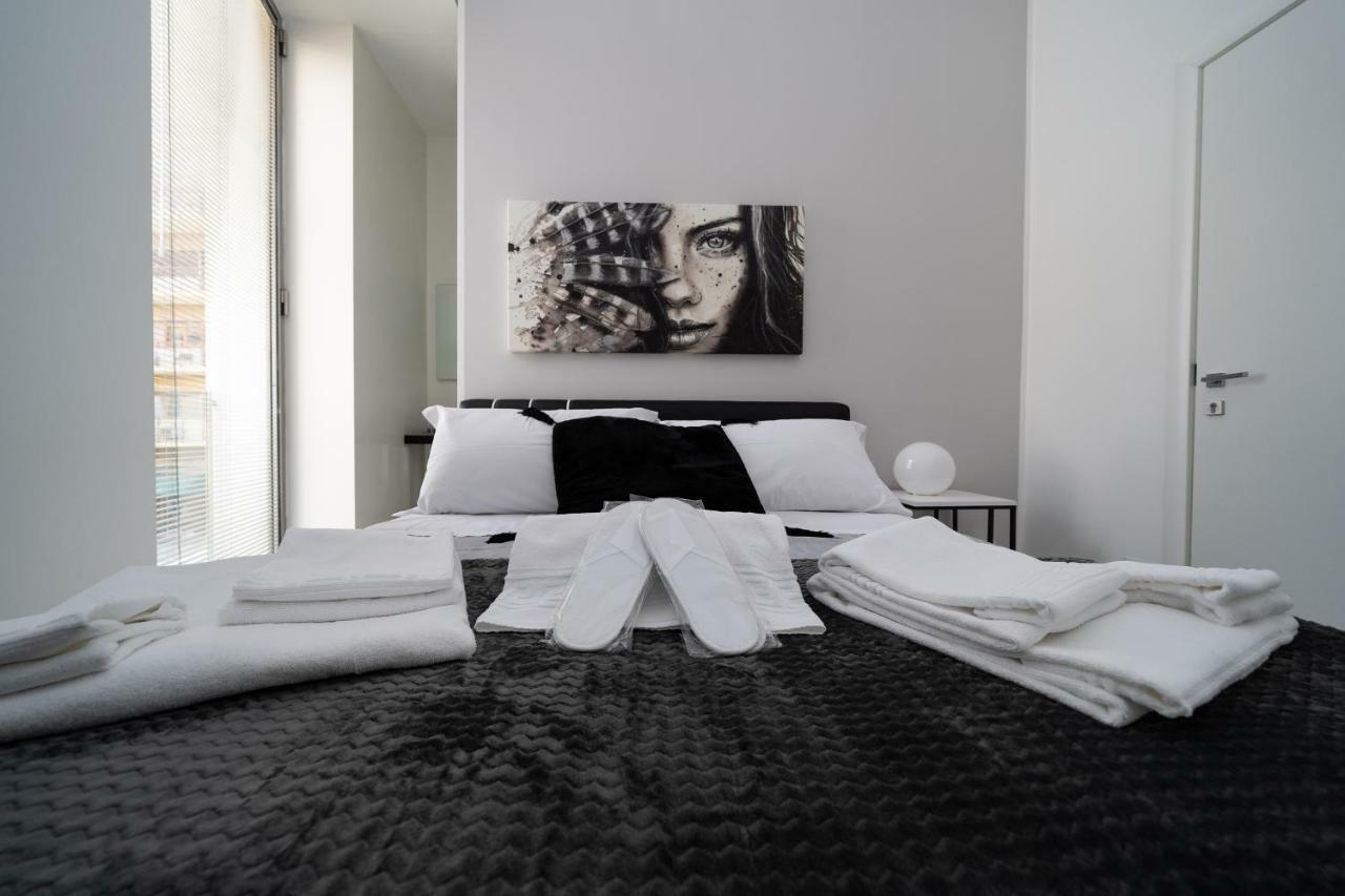 White Rooms Reggio di Calabria Exterior photo