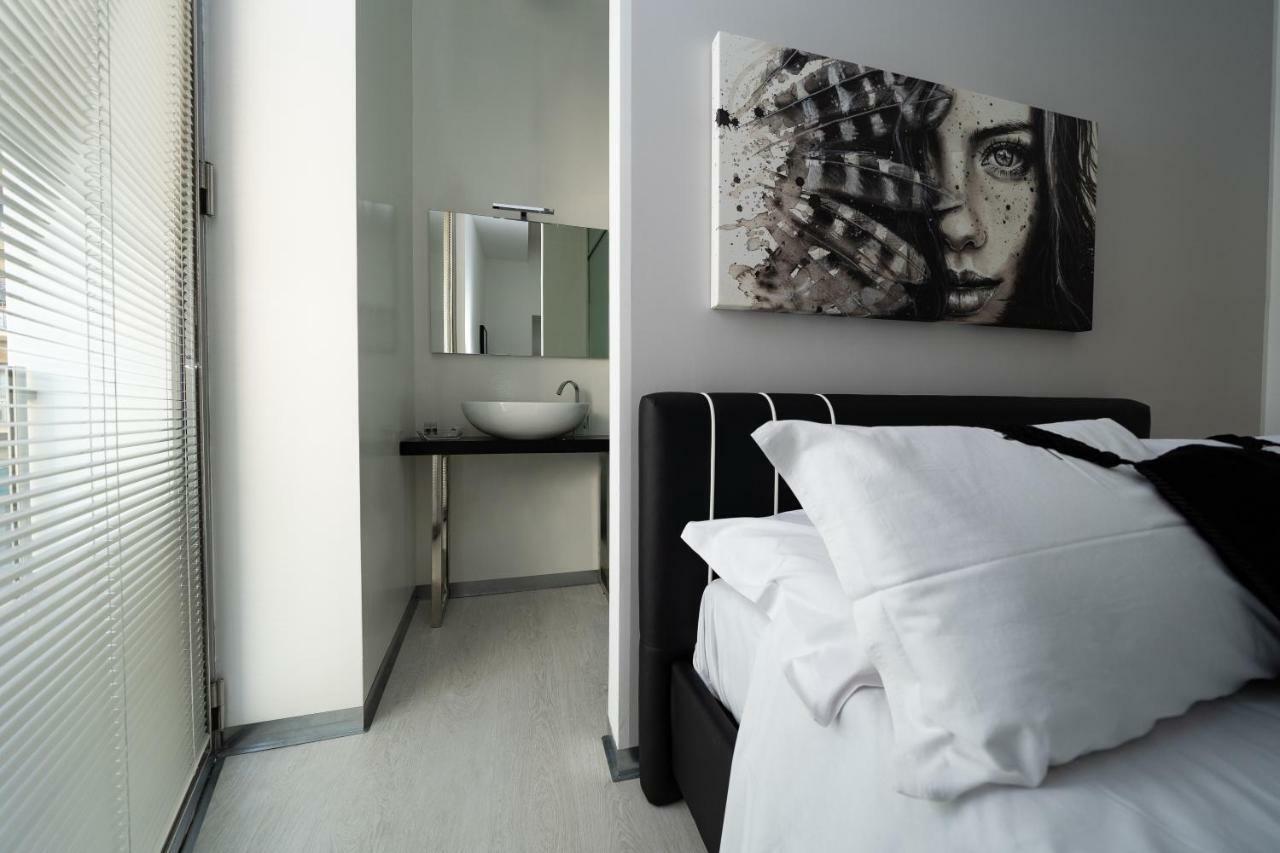 White Rooms Reggio di Calabria Exterior photo