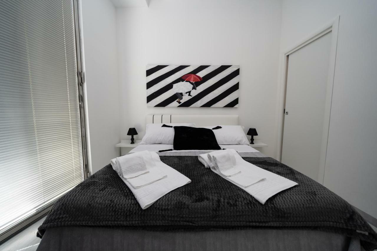 White Rooms Reggio di Calabria Exterior photo