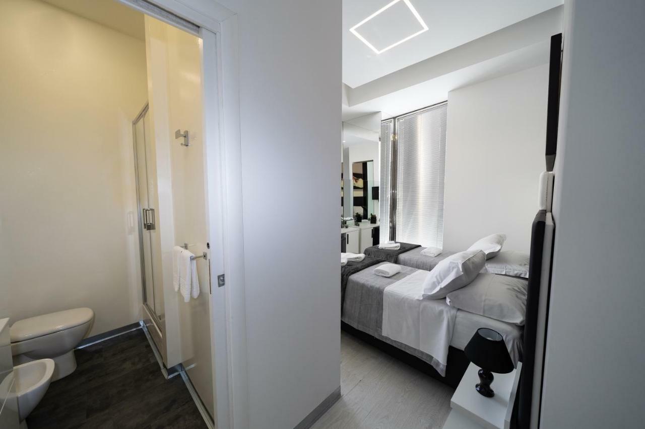 White Rooms Reggio di Calabria Exterior photo