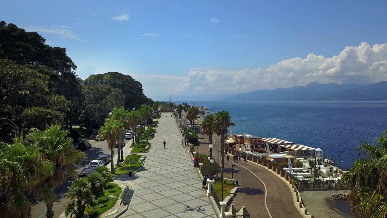 White Rooms Reggio di Calabria Exterior photo