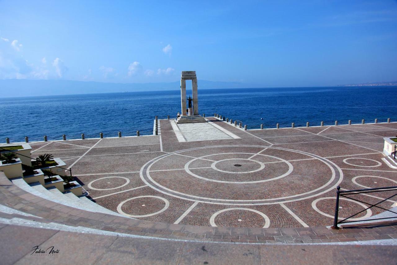White Rooms Reggio di Calabria Exterior photo